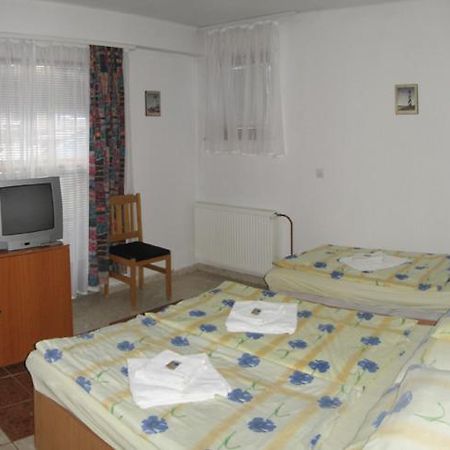 데브레첸 Nadix Panzio B&B 객실 사진